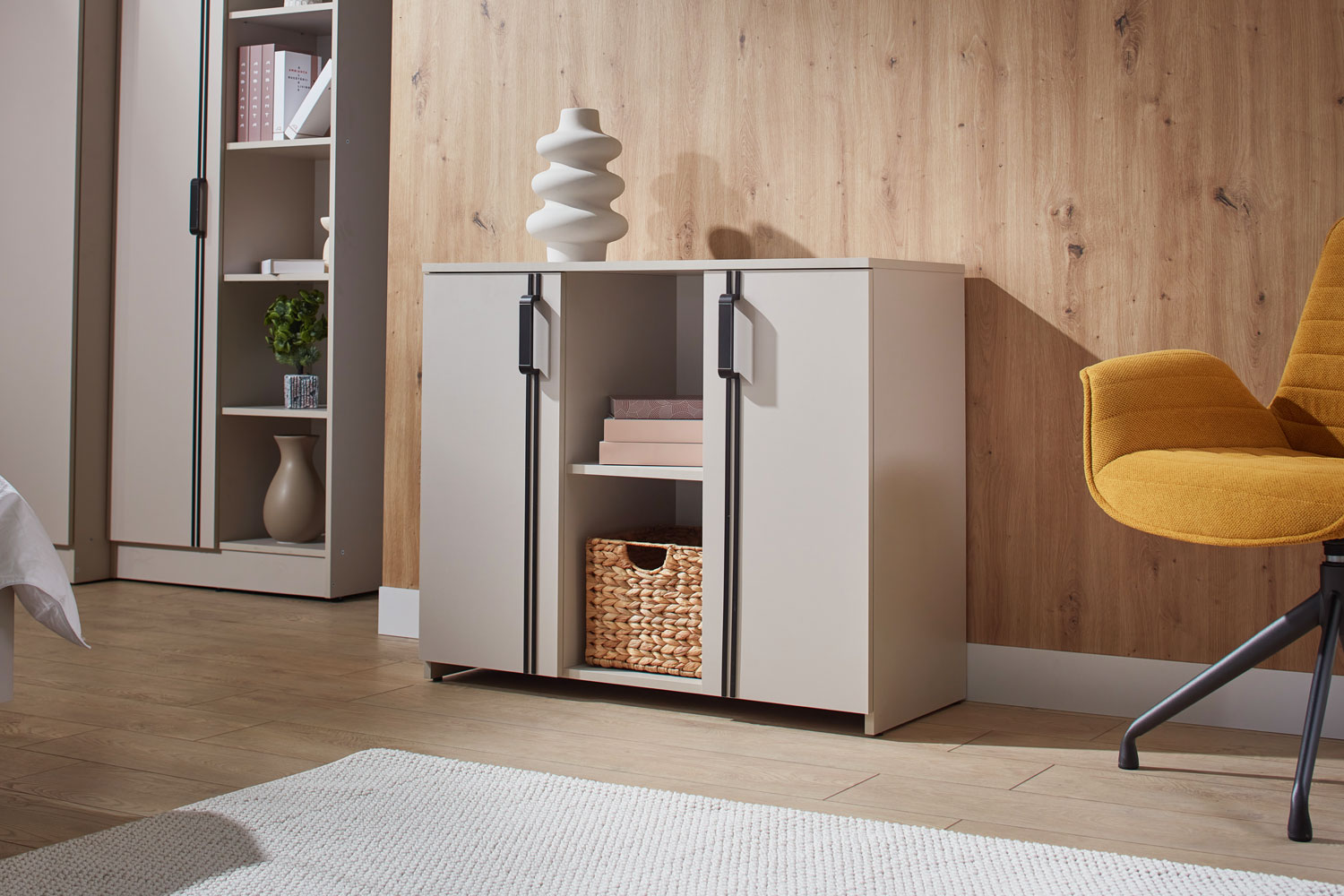 BRAVO Chest of Drawers — Cashmere