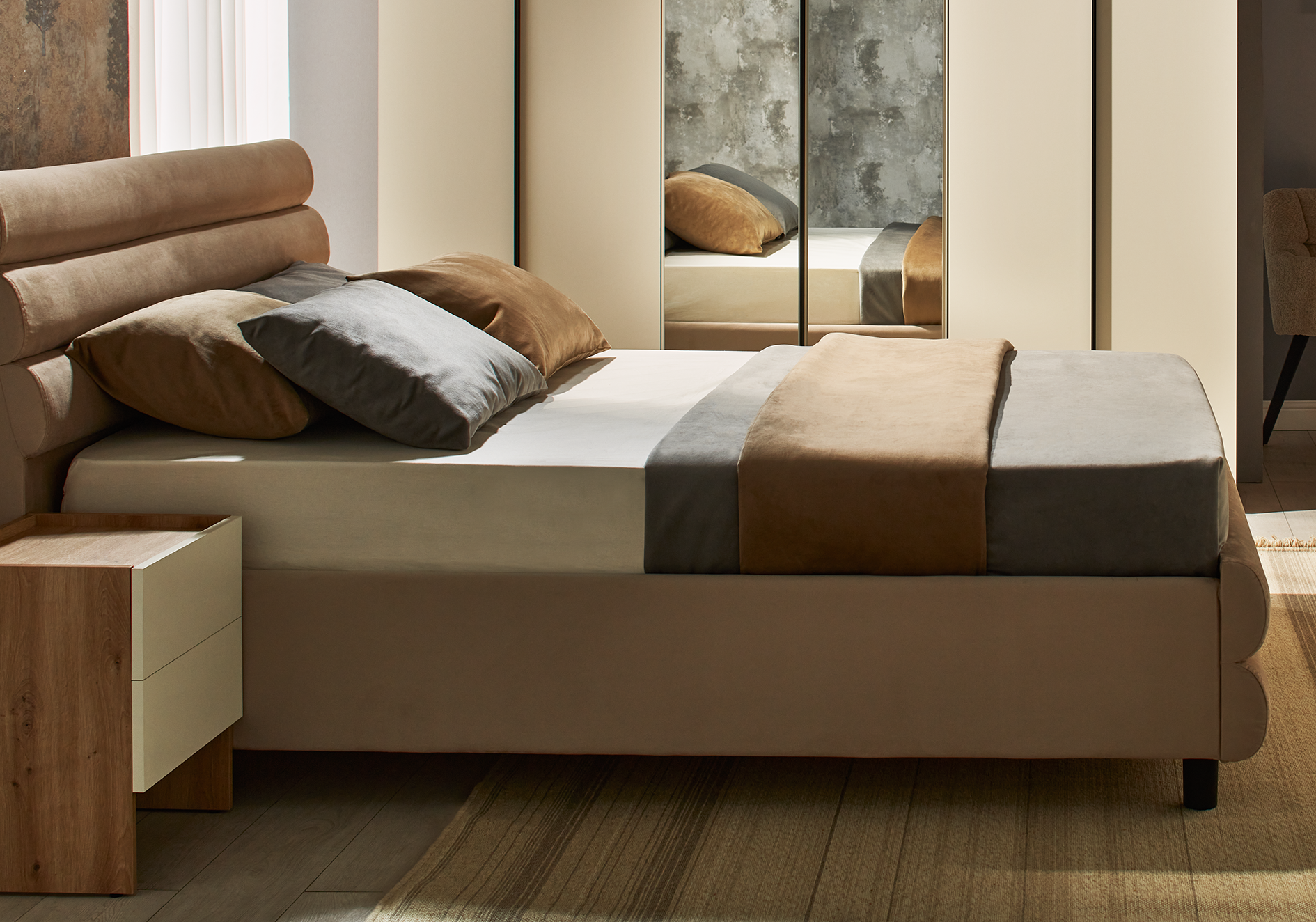 Kosmo bed 1.6m — Beige